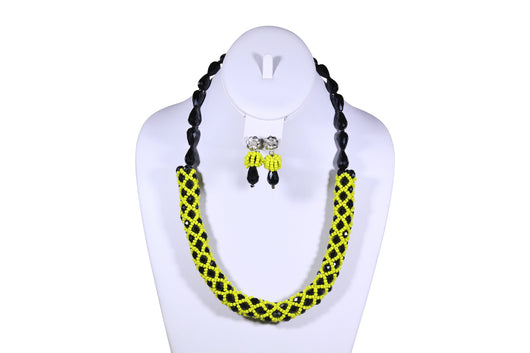 Net Beaded Necklace