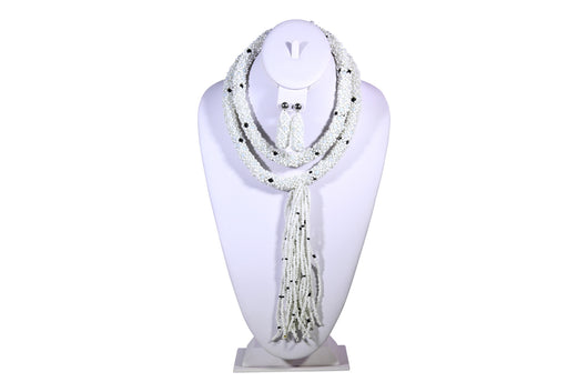 Strings Pendant Necklace
