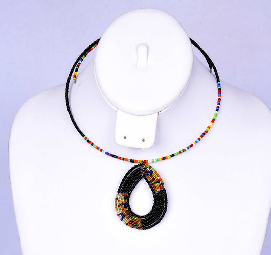 Jide Gear Black Multicolor Beaded Necklace